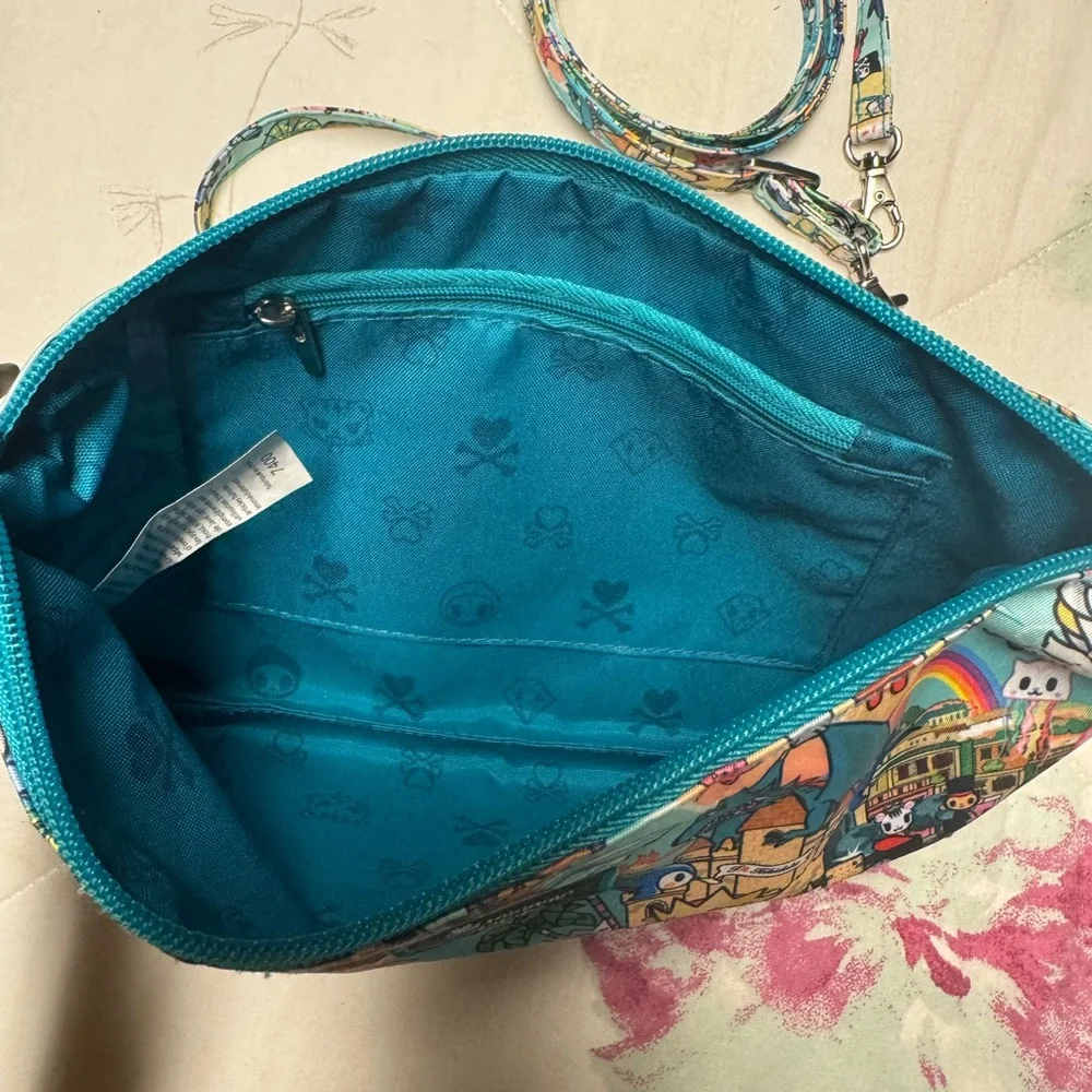 Jujube x Tokidoki Crossbody/Wristlet - Picture 4 of 6